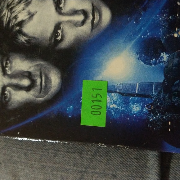 6/$15 Sphere 1998 Sci-fi Thriller VHS video tape movie - Picture 10 of 14